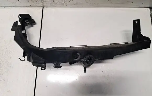 BMW 3 E90 E91 Front bumper mounting bracket 51647116708