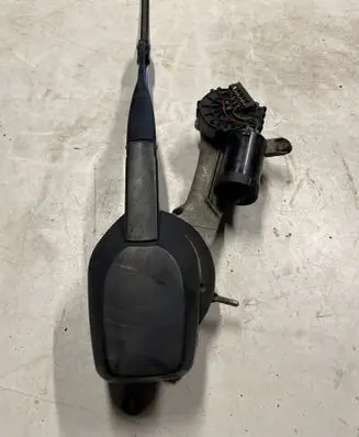 Mercedes-Benz E W210 Front wiper linkage and motor 3397020325
