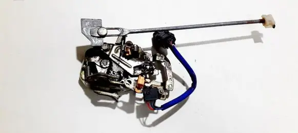 Mazda 121 Front door lock
