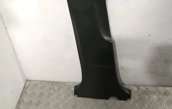 Toyota Auris 150 (B) pillar trim (bottom) 6241402080B1 6241402080