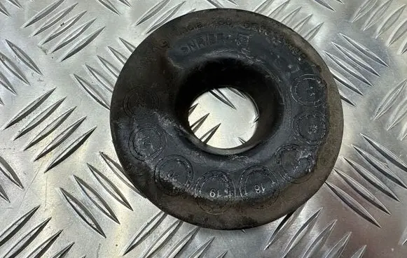 Audi Q3 F3 Rear coil spring rubber mount 5q0512149b