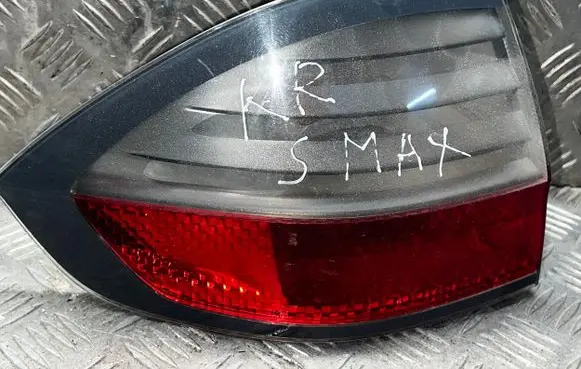 Ford S-MAX Rear/tail lights