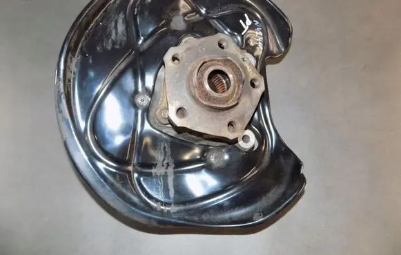 Audi Q7 4M Rear wheel hub 4M0505432Q