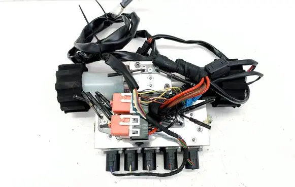 BMW 3 E92 E93 Convertible roof main ram cylinder 7128780 HB71050002 HB710500