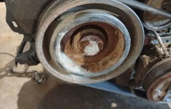 Volvo V50 Crankshaft pulley