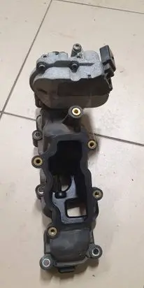 Audi Q7 4L Intake manifold 059129712BQ