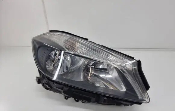 Mercedes-Benz A W176 Headlight/headlamp A1768200461kz
