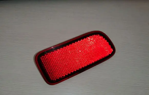 Chevrolet TrailBlazer Rear tail light reflector 15000044