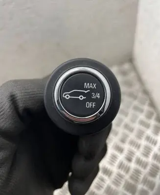 Opel Insignia A Tailgate opening switch 22939387