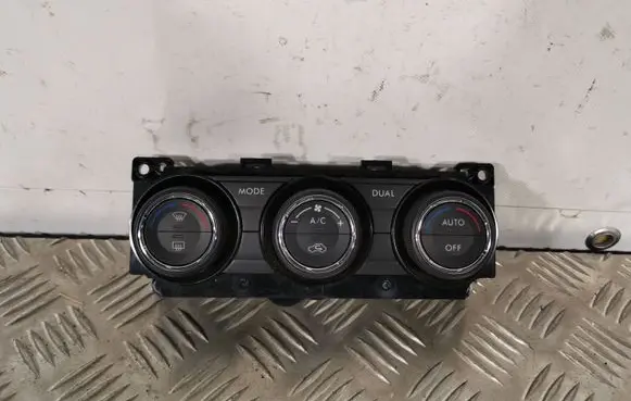 Subaru Forester SJ Climate control unit 72311SG030