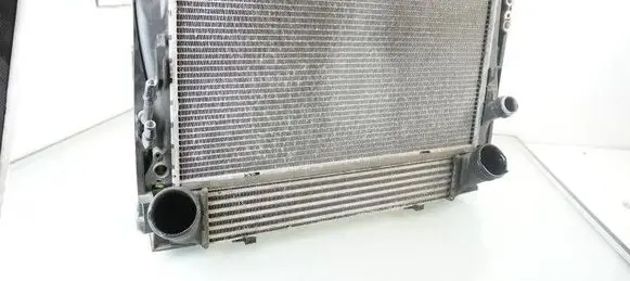 Coolant radiator
