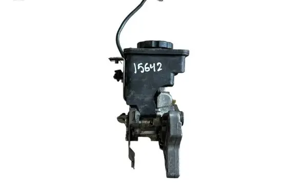 BMW 3 E46 Power steering pump 6756575 2247556 32422247556