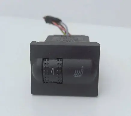 Skoda Fabia Mk1 (6Y) Seat heating switch 6Y0963564A