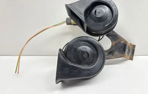 Peugeot 508 Horn signal 9674684780 703881157 A046466