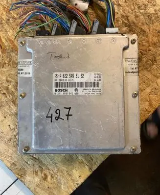 Mercedes-Benz E W210 Engine control unit/module A0225458132 0281010043 28RTE493