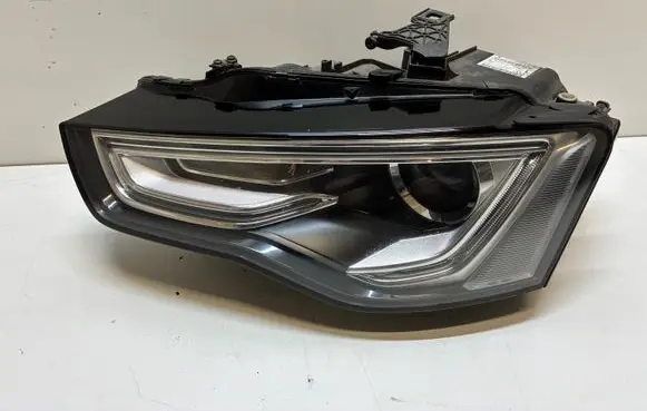 Audi A5 8T 8F Headlight/headlamp 8T0941005C