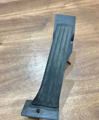 BMW 3 E90 E91 Accelerator throttle pedal 6766931