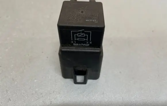 BMW X1 F48 F49 Coolant fan relay 9207913