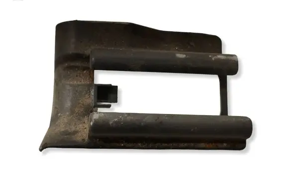 Mercedes-Benz E W211 Front driver seat rail trim 2119191020