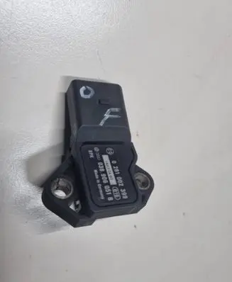 Opel Frontera B Air pressure sensor 0281002399 038906051B