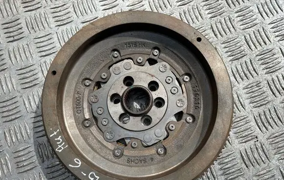 Volkswagen PASSAT B6 Flywheel 1516hk