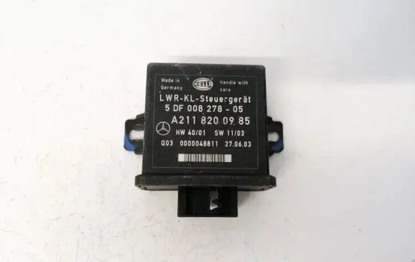 Mercedes-Benz CLS C219 Light module LCM a2118200985 5df008278-05