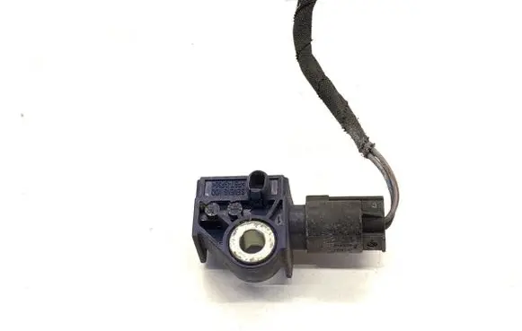 Mercedes-Benz E W212 Airbag deployment crash/impact sensor A2128204926