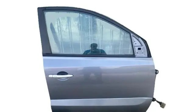 Renault Koleos I Front door