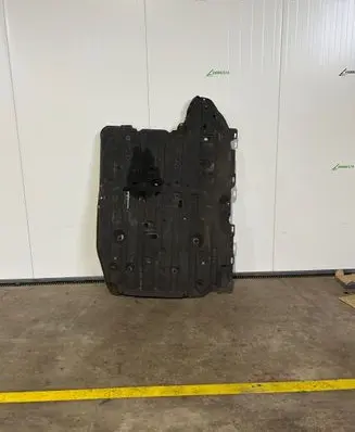 Honda HR-V Center/middle under tray cover 