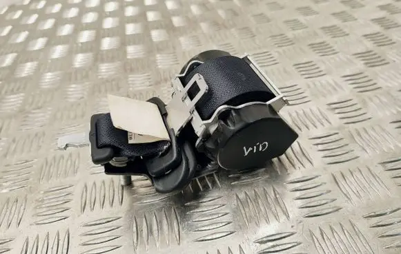 Middle seatbelt (rear)