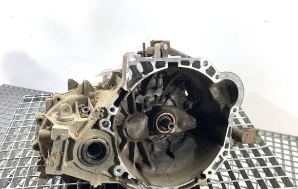 Hyundai ix35 Manual 5 speed gearbox ZG77FJ