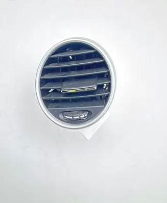 Mercedes-Benz ML W164 Dashboard side air vent grill/cover trim A1648302054
