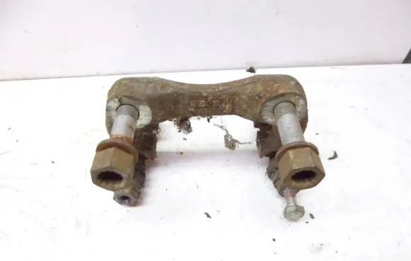 Volkswagen Caddy Brake caliper pad carrier rear 