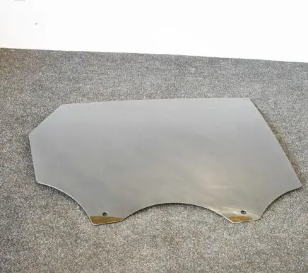 Jaguar F-Pace Rear door window glass 43R011604