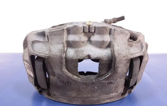 Audi A8 S8 D4 4H Front brake caliper