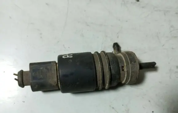 Audi A4 S4 B6 8E 8H Windscreen/windshield washer pump