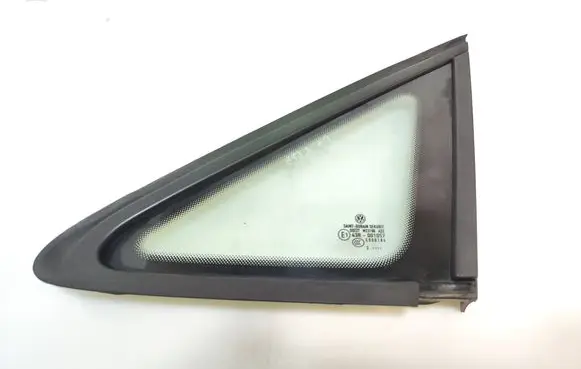Volkswagen Caddy Front triangle window/glass 2K5845411
