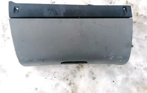 Skoda Octavia Mk1 (1U) Glove box 1U1857097B 1U1857103