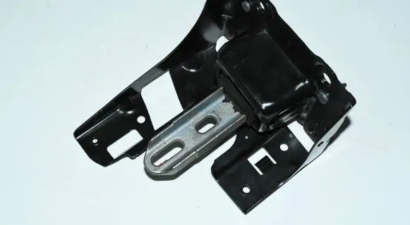 Citroen C3 Gearbox mounting bracket 9801521580