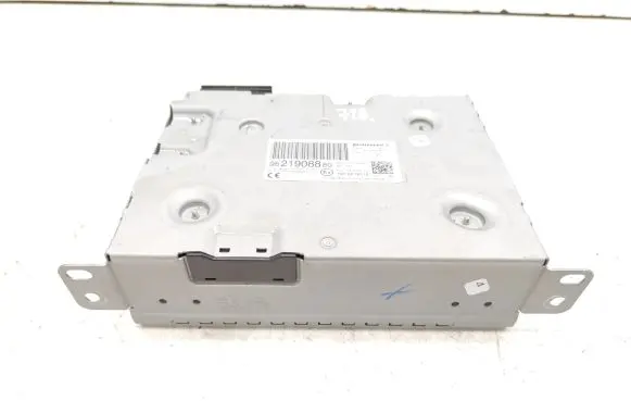 Peugeot Traveller Radio/CD/DVD/GPS head unit 9821908880 A2C3907762101