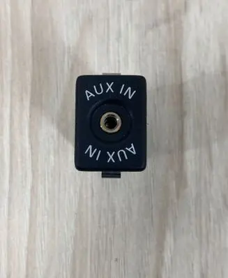 Volkswagen Polo V 6R AUX in-socket connector 5M0035724 VW1943 G50243