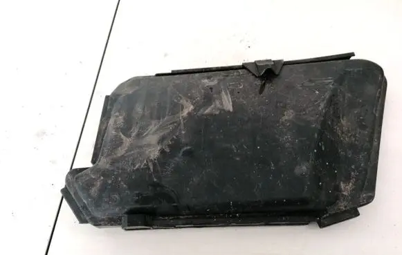 Mercedes-Benz E W211 Fuse box cover 2115400082 08511055