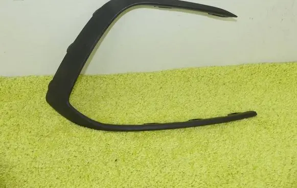 Volkswagen Golf VIII Front bumper lower grill 5H0853764