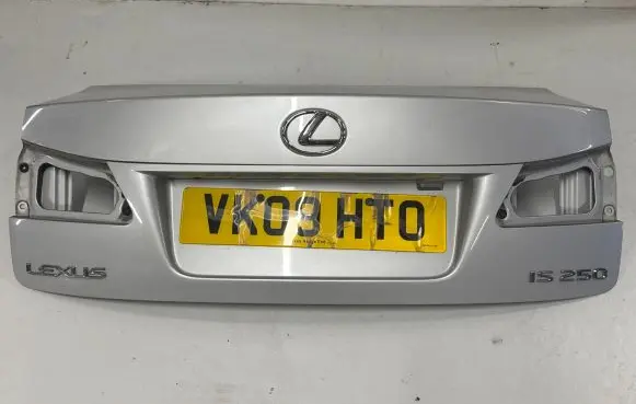 Lexus IS 220D-250-350 Tailgate/trunk/boot lid