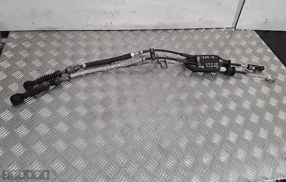 Toyota Yaris Gear shifter/selector 