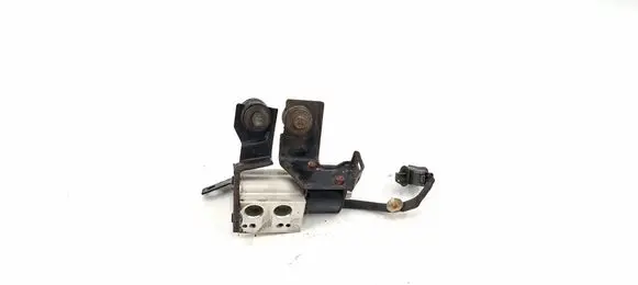 Honda CR-V Air conditioning (A/C) expansion valve 4433101120 10M19