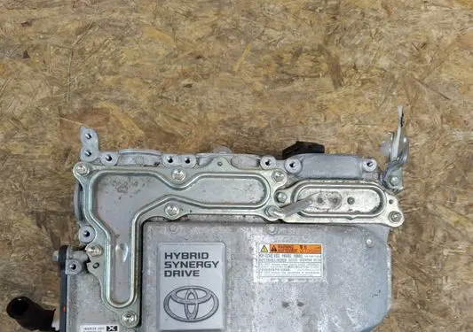 Toyota Yaris Voltage converter inverter G920052033 2175203