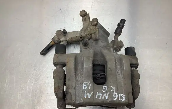 Opel Signum Rear brake caliper 