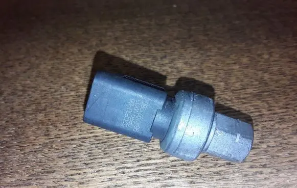 Citroen C4 Grand Picasso Air conditioning (A/C) pressure sensor 9647971280