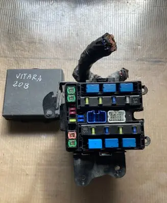 Suzuki Grand Vitara II Fuse box set